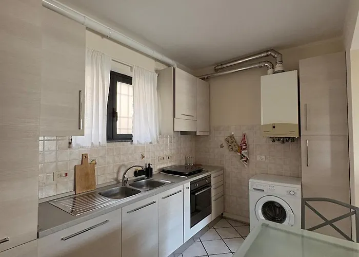 Bikes And The Sea In 아파트