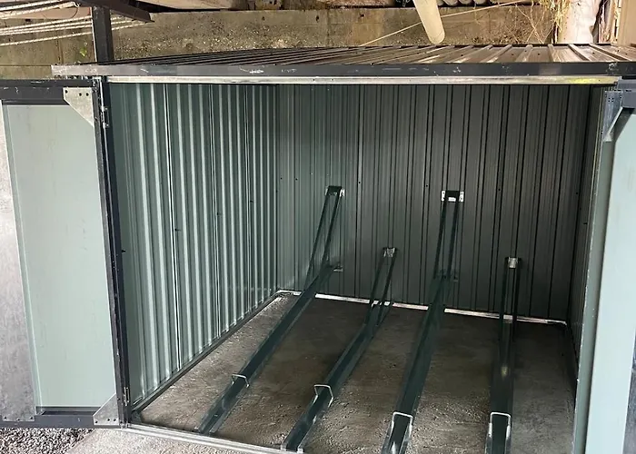 아파트 Bikes And The Sea In